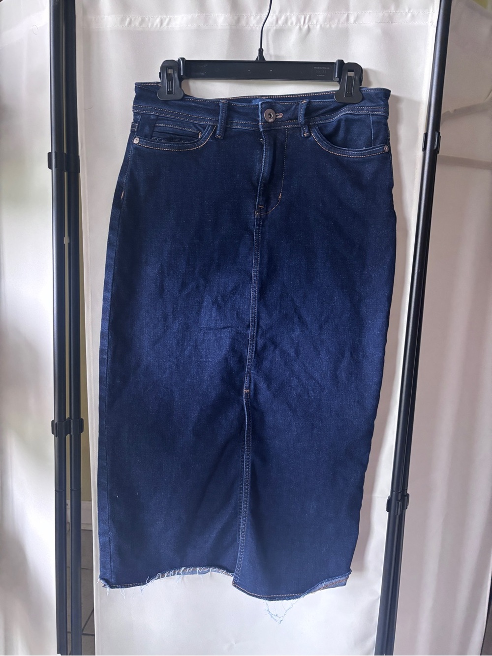 J. Jill Indigo Midi Denim Skirt
